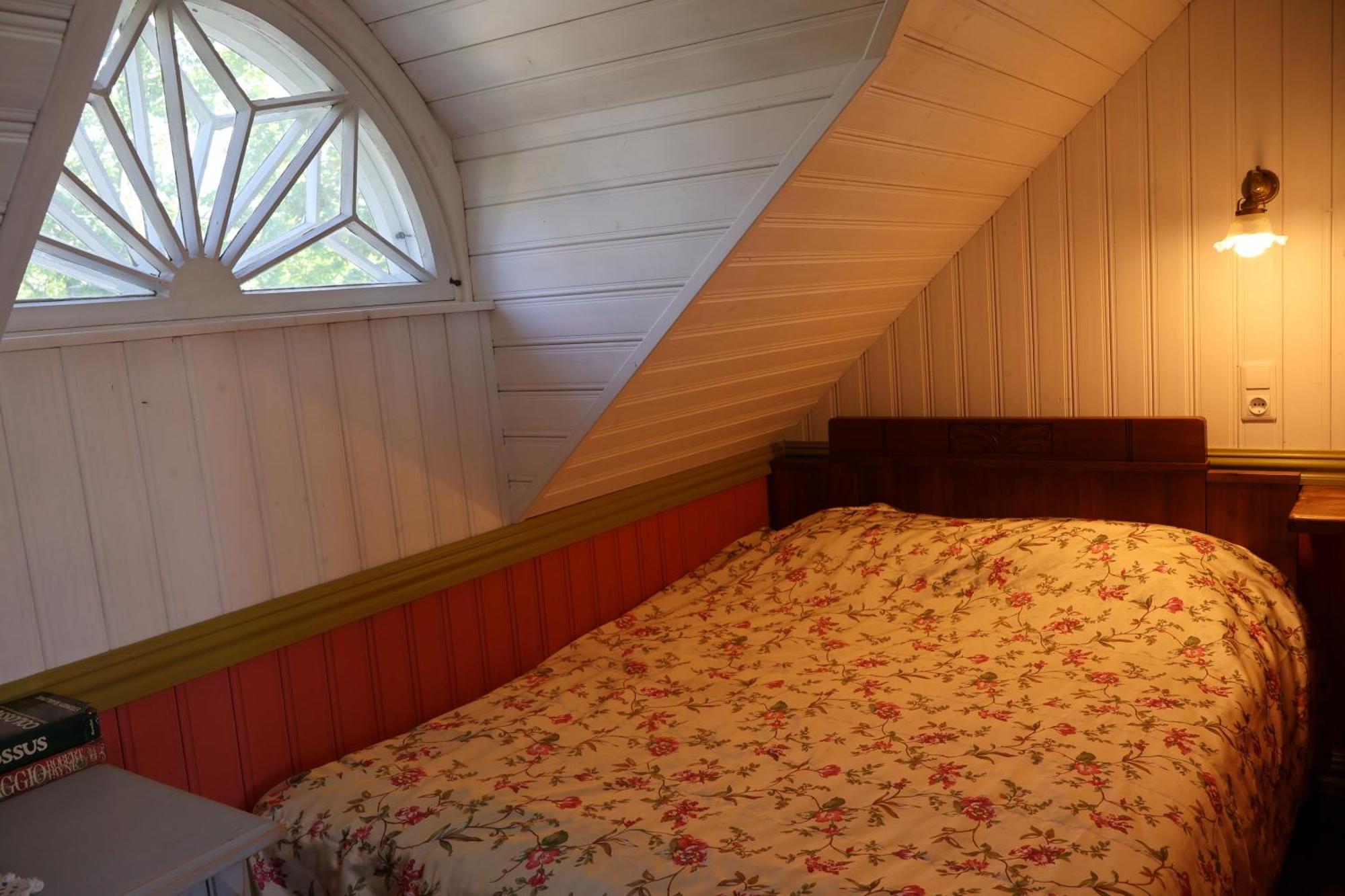 Leesi Puhkemaja Guest House ภายนอก รูปภาพ